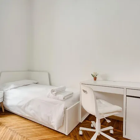 Luxury - Life Milan